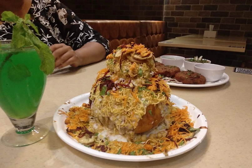 Khasiyat Dine In